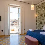 فندق مبيت وإفطار Mareluna Penthouse - Luxury 4*
