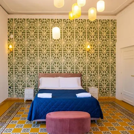 Alojamento de Acomodação e Pequeno-almoço Mareluna Penthouse - Luxury 4*