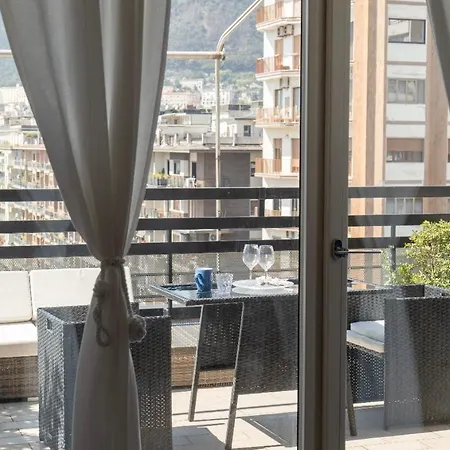 فندق مبيت وإفطار Mareluna Penthouse - Luxury