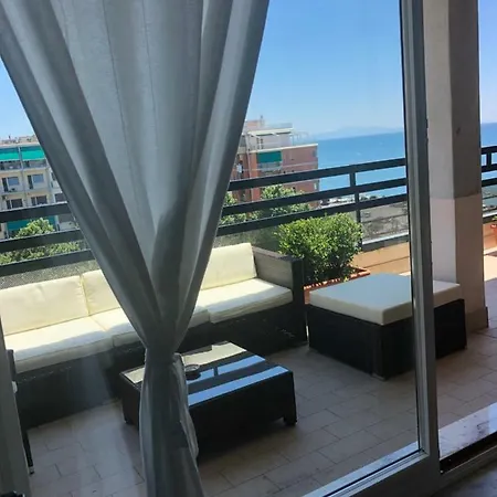 Mareluna Penthouse - Luxury Alojamento de Acomodação e Pequeno-almoço Salerno