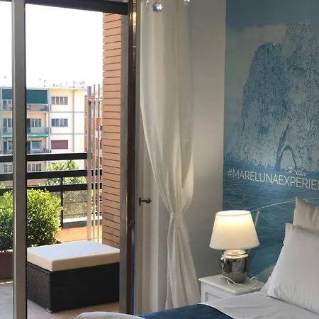 Mareluna Penthouse - Luxury Alojamento de Acomodação e Pequeno-almoço Salerno