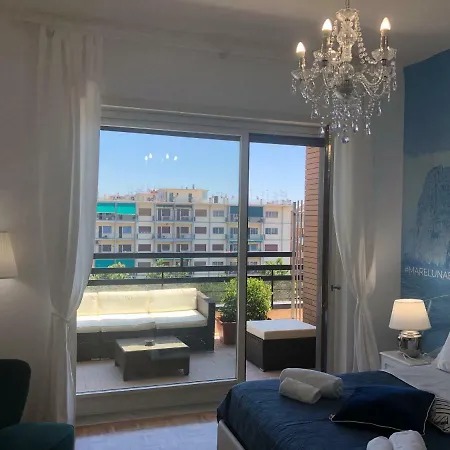 Alojamento de Acomodação e Pequeno-almoço Mareluna Penthouse - Luxury Salerno