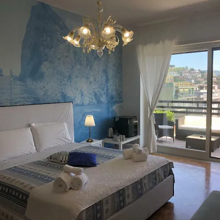 Alojamento de Acomodação e Pequeno-almoço Mareluna Penthouse - Luxury 4*