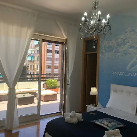 Mareluna Penthouse - Luxury Alojamento de Acomodação e Pequeno-almoço Salerno