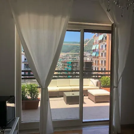 Alojamento de Acomodação e Pequeno-almoço Mareluna Penthouse - Luxury