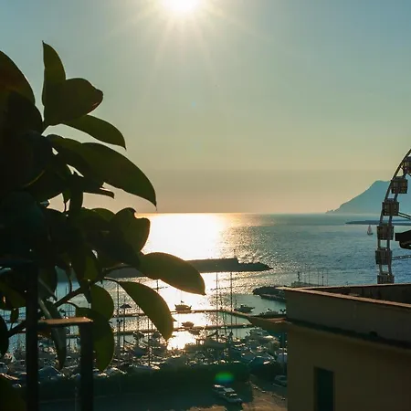 Mareluna Penthouse - Luxury Alojamento de Acomodação e Pequeno-almoço Salerno